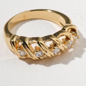 New Vanessa Mooney The Slay Ring Gold